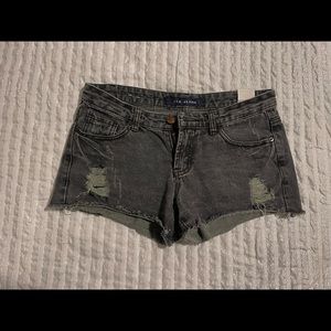 NIX distressed jean shorts size 29